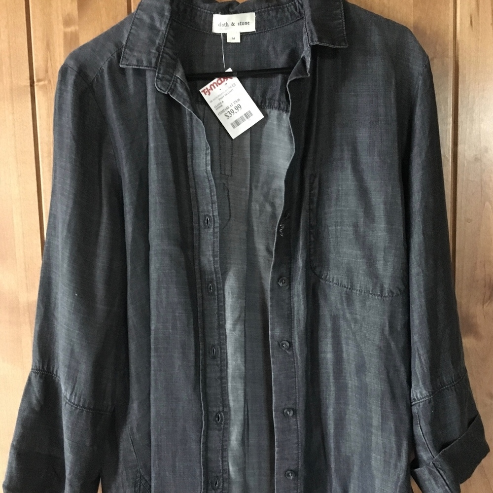 Cloth & Stone Gray Button Up